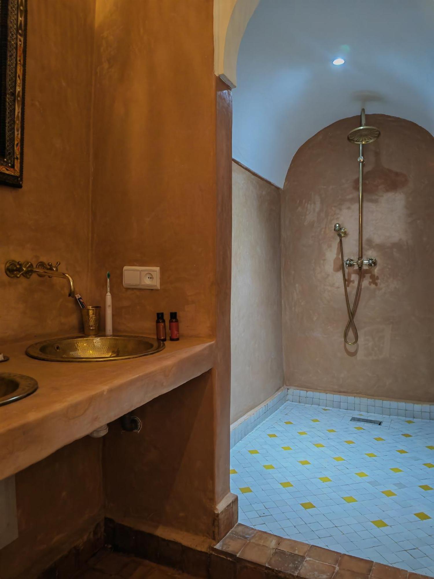 Riad Villa Berna Under Swiss Management Марракеш Екстер'єр фото